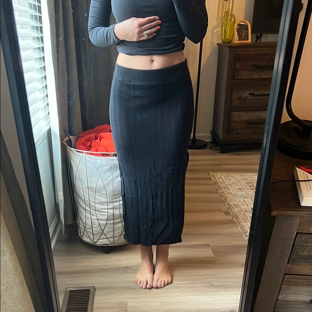 Abercrombie & Fitch Ribbed Midi Skirt